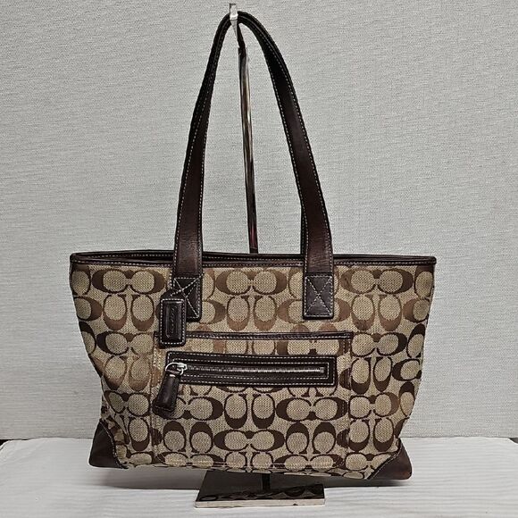 Coach Handbags - COACH CANVAS SIGNATURE TOTE BFPM-03-307